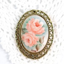 Vtg Floral Brooch Pin Flower Handpainted Peach Roses Florals Gold Tone Filigree