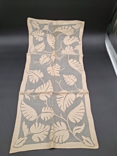 4 VTG Madeira Organdy Hand Embroidered Applique Matching Placemats Runners w Tag - Picture 16 of 21