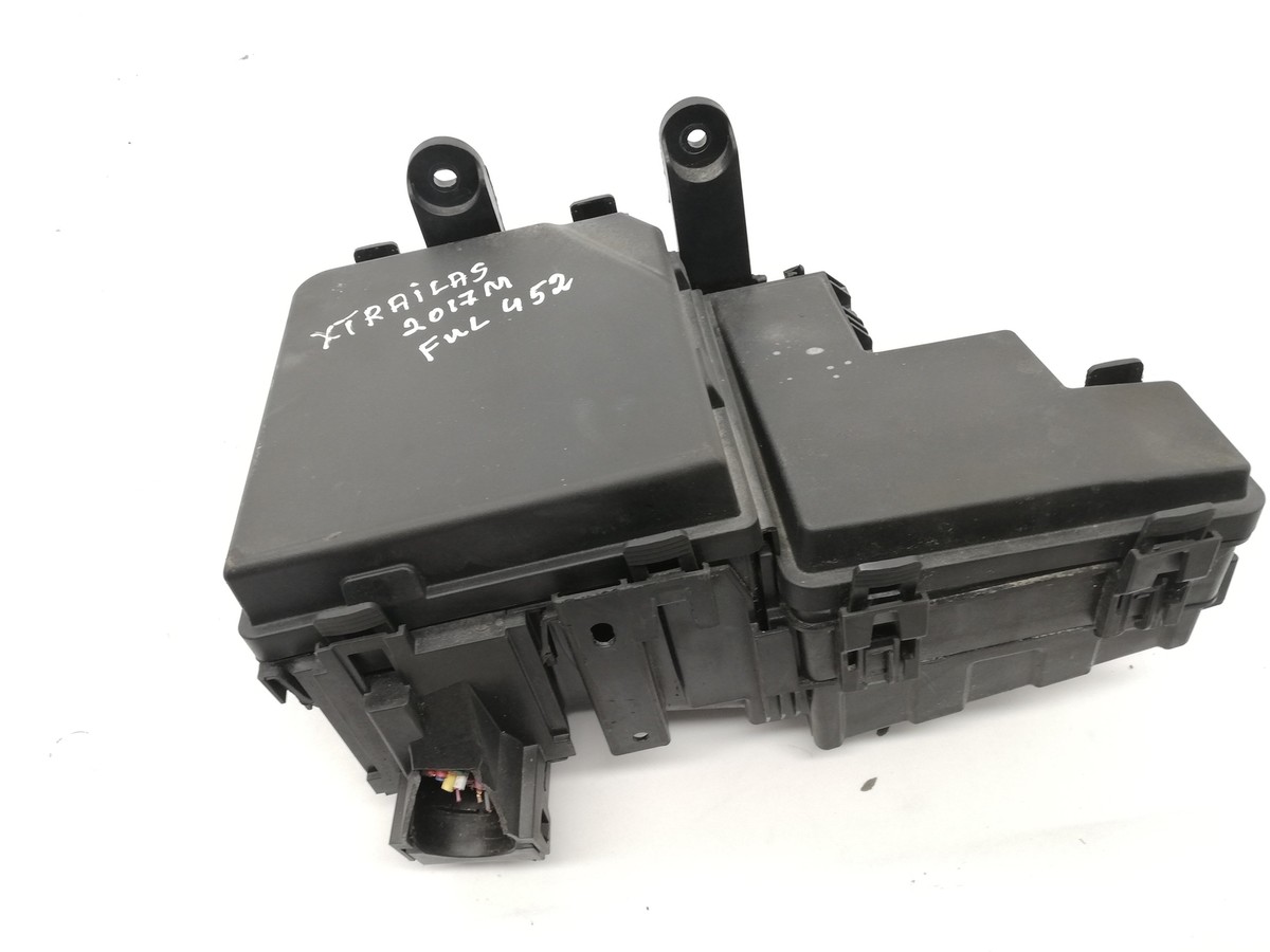 NISSAN X-TRAIL T32 1.6 dCi t32 Fuse Box 24382 4BE1A 3023914