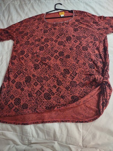 Ruby Rd Top Plus Size 1X Light Burgundy And Black Embroidered Neck - Picture 7 of 8