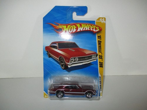 Hot Wheels 1967 Chevelle SS 396 Maßstab 1:64 2010 rot Druckgussauto *neu* - Bild 5 von 5