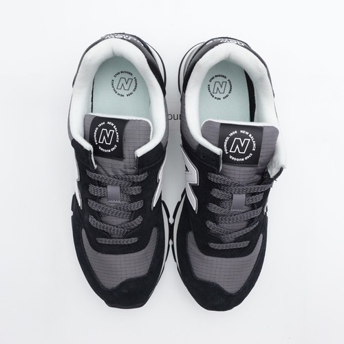 Size 9 Men's New Balance 574 Rugged Sneakers ML574DZB Black/White - Picture 5 of 8