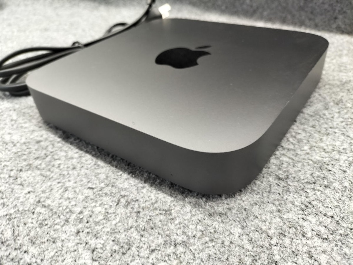 ヨ*－様 Mac mini (2018) Core i5 / 32GB / SS Amazon.com: 2018 Apple Mac Mini with 3.0GHz Intel Core I5