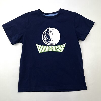 NBA Dallas Mavericks by lapasa Dark Blue Graphic Logo Sport T-Shirt Kids Size M