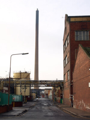 Photo 6x4 Morley Street and 'Reckitt's' Chimney Kingston upon Hull This i c2009