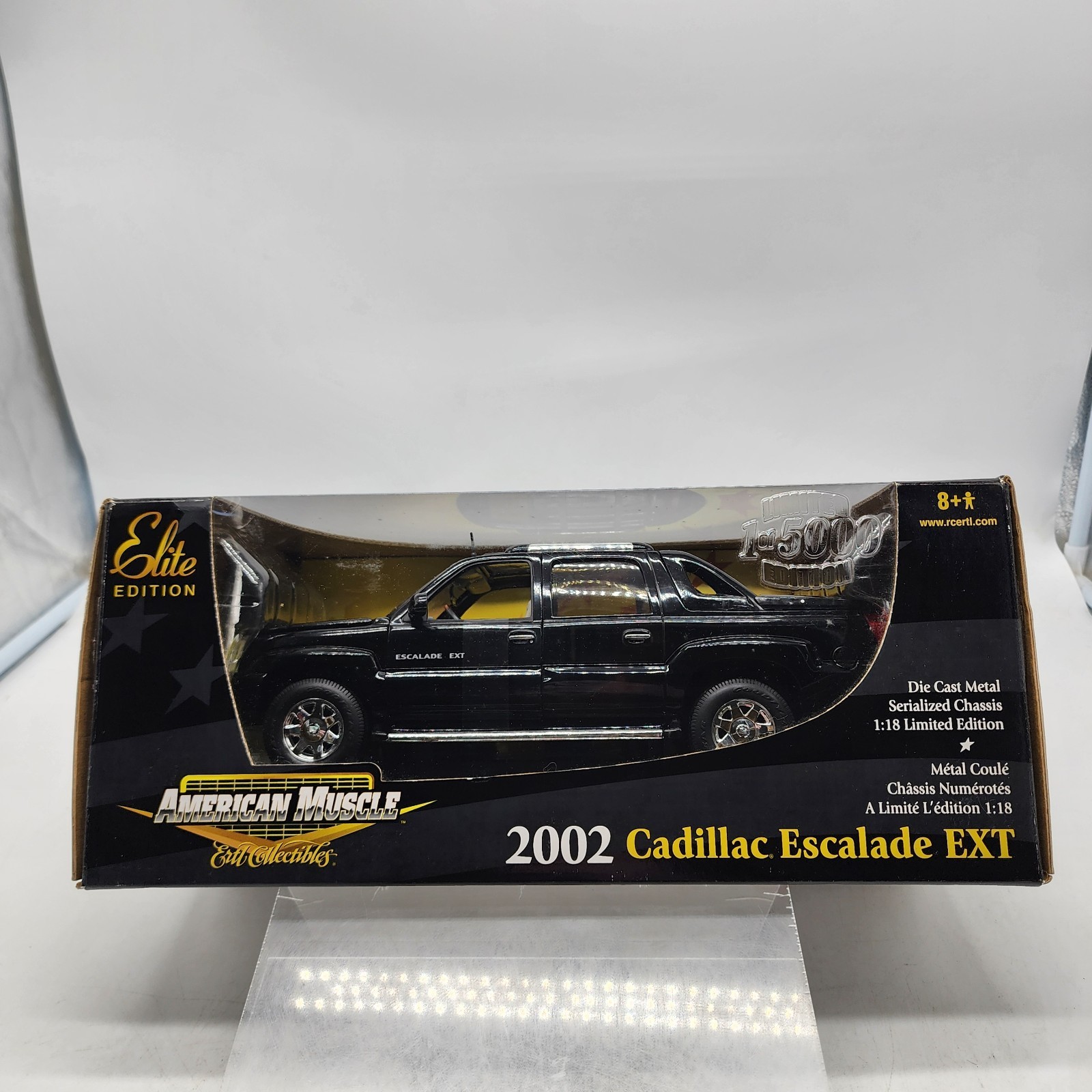 17V ERTL American Muscle Elite 1:18 2002 Cadillac Escalade EXT New Rare RC2