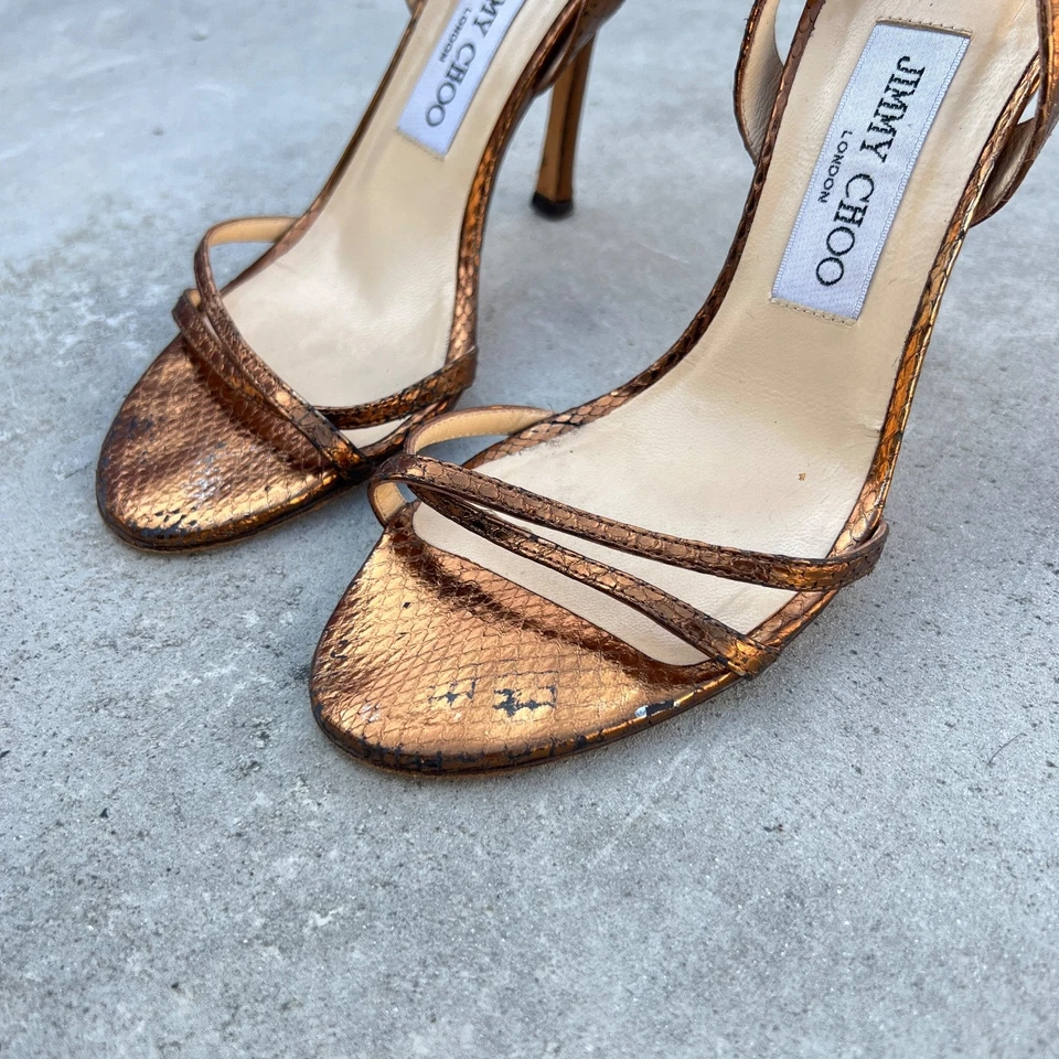 Jimmy Choo | Autêntico Ouro Bronze Couro de Píton Tiras Slingback Stiletto (37) - Imagem 3 de 4