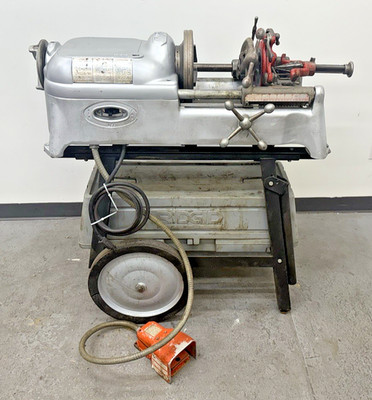 Ridgid 535 1/8''-2'' Pipe Threader Machine w/ Rolling Cart & Toolbox