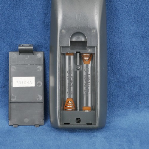 Hitachi Projector R001 OEM Genuine Replacement Remote Control Gray Original - Picture 16 of 16