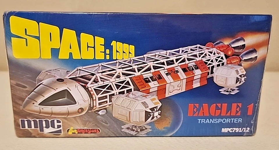 MPC Space 1999 Eagle 1 Transporter Kit # MPC791/12 Factory Sealed - Image 3 of 4