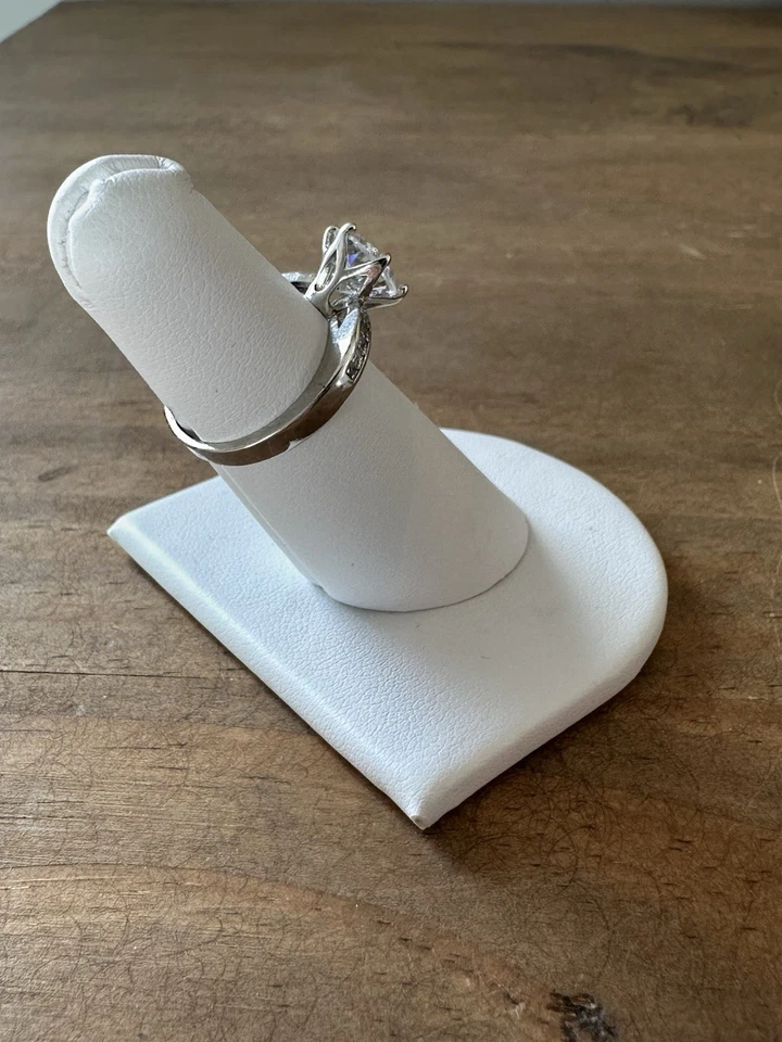 Anillo de compromiso redondo de plata 925 circonita cúbica talla 5 Foto 4 de 4