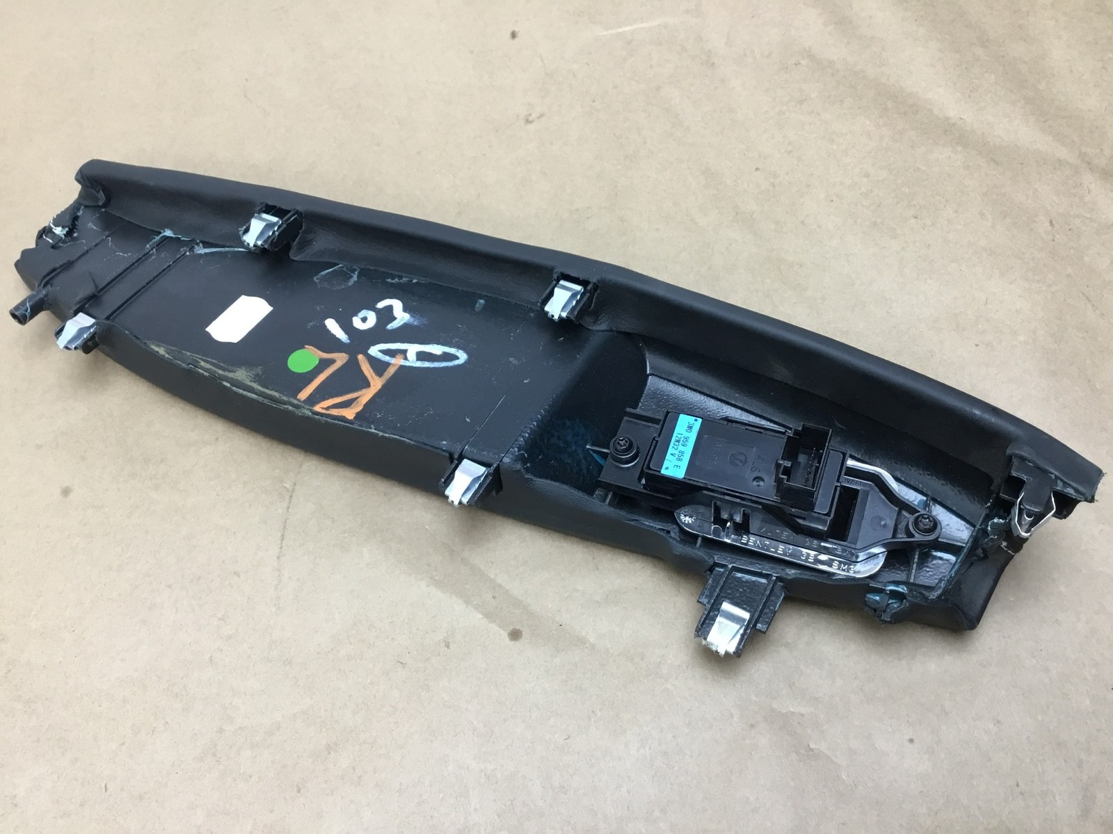 Bentley Continental GT 2013 Rear Left Quarter Panel Window Switch Trim 11-18 :O
