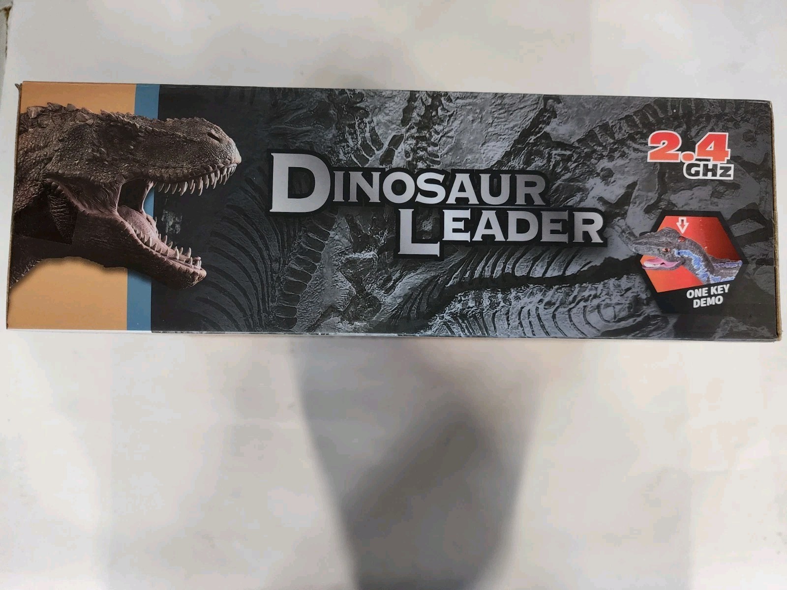 Remote Control Velociraptor Dinosaur Toy RC Walking Roaring LED Lights NIB