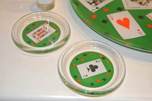 De Colección 13 piezas Ace King Cards Vasos Disparos Montañas posavasadas Bandeja para servir Poker Noche - Imagen 4 de 9