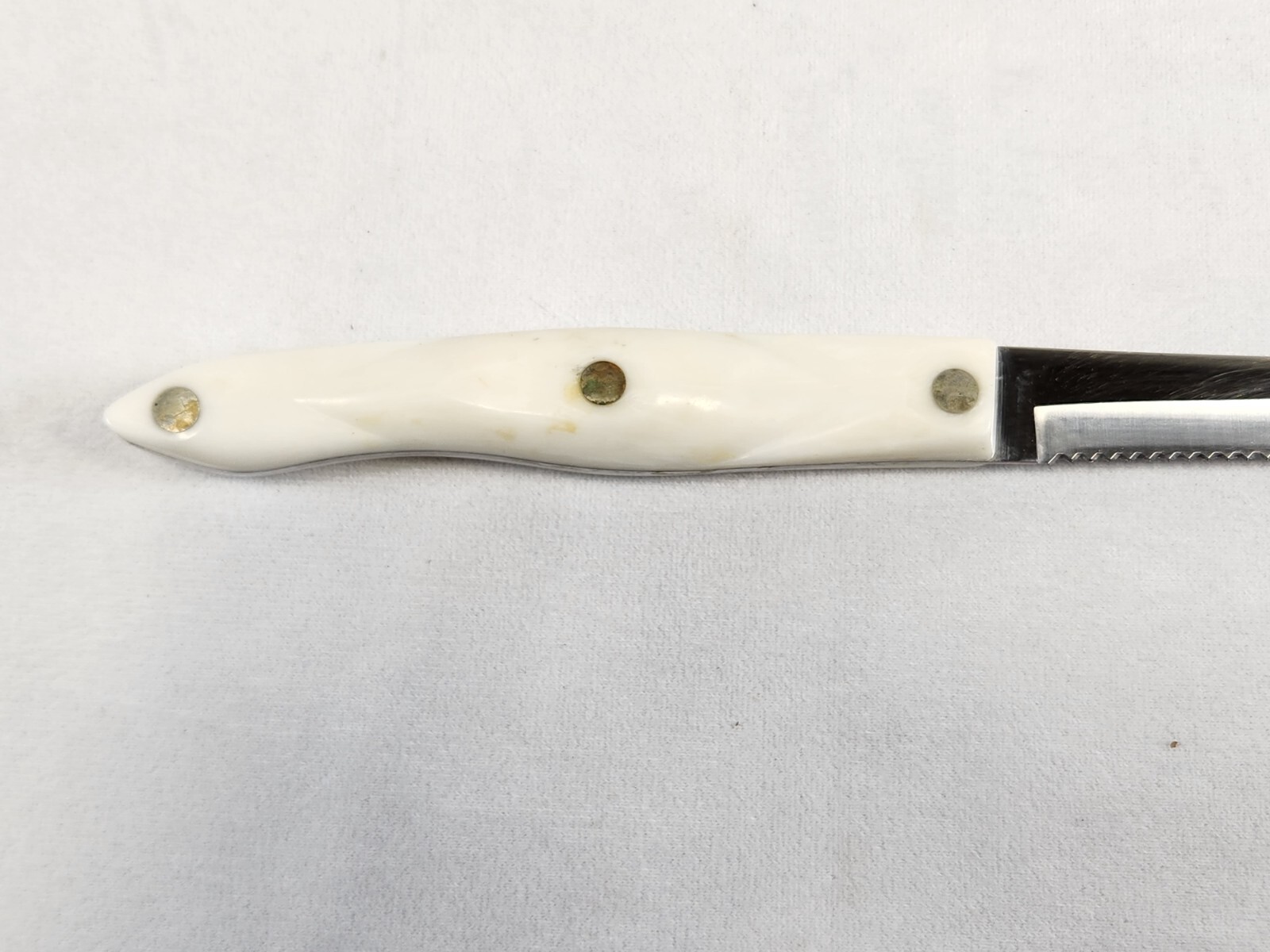 Cutco Bread Knife 1724 JH Pearl White Handle 10" Serrated Blade Edge Slicer Inch eBay