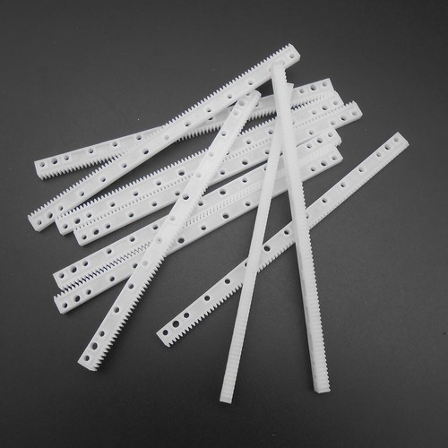 100pz 7*4*125MM Plastica Ingranaggi Rack Trasmissione Pignone Dentellato Track Bar 125MM - Foto 2 di 14