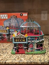 Lemax The Gloom Room Club House -Perfect Condition. Lights, Sound, And Movement 