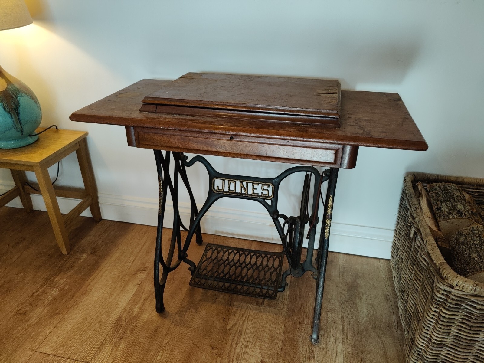 Vintage Jones Treadle Sewing Machine Table eBay