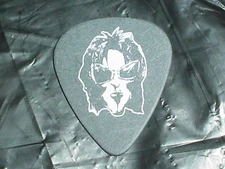 MOTLEY CRUE Caricature Nikki Sixx Fick Dich RaRe Old Concert Tour GUITAR PICK