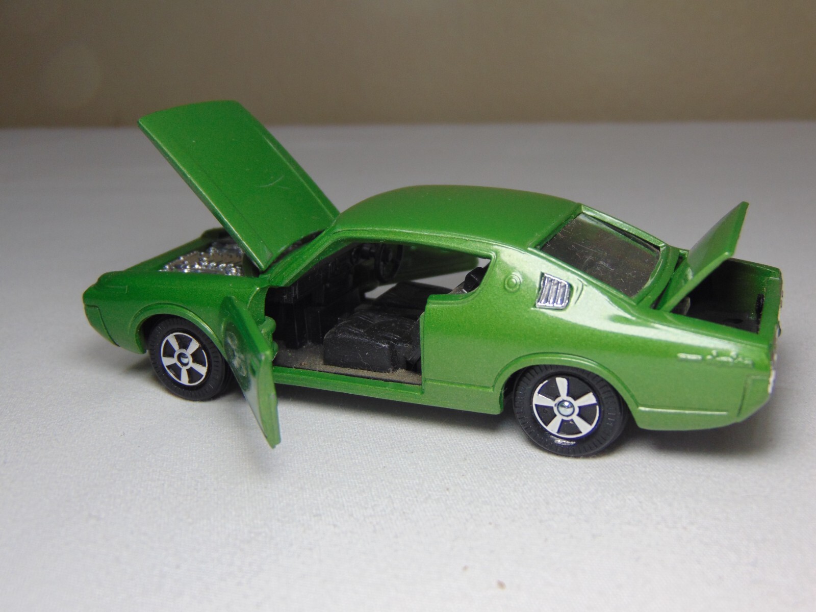 Picture 10 of 21
