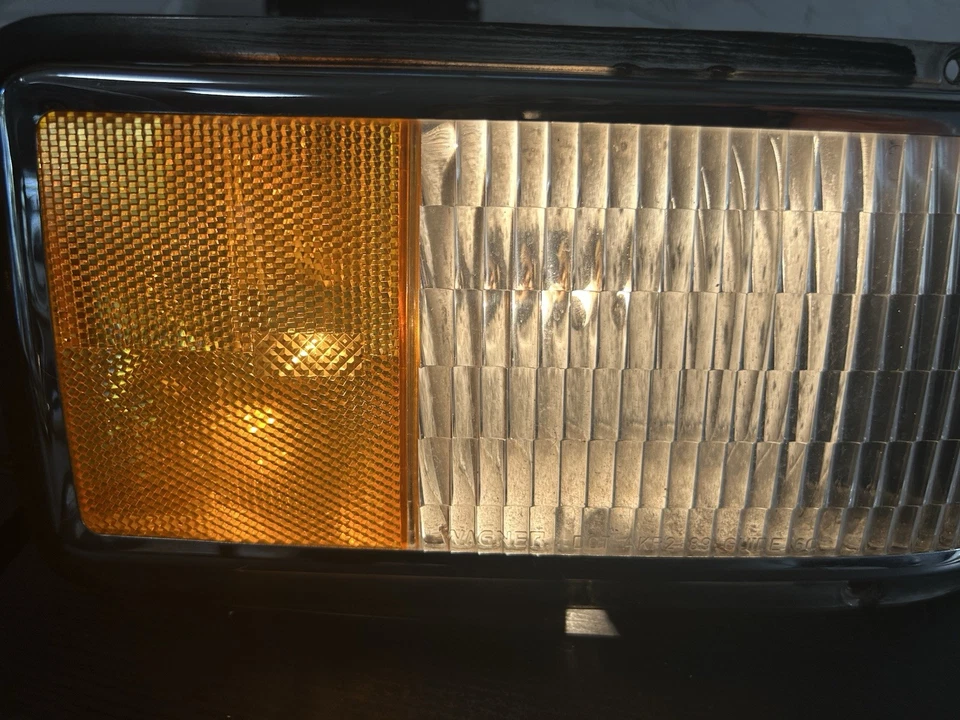 89-93 CADILLAC DEVILLE FLEETWOOD TRACCIÓN DELANTERA DERECHA MARCADOR INTERMITENTE LÁMPARA Foto 2 de 4