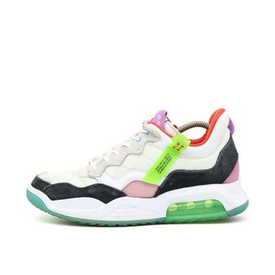 Jordan Herren MA2 Schuh weiß/schwarz/grü/lila/rosa Farbakzente Sneaker EU 44