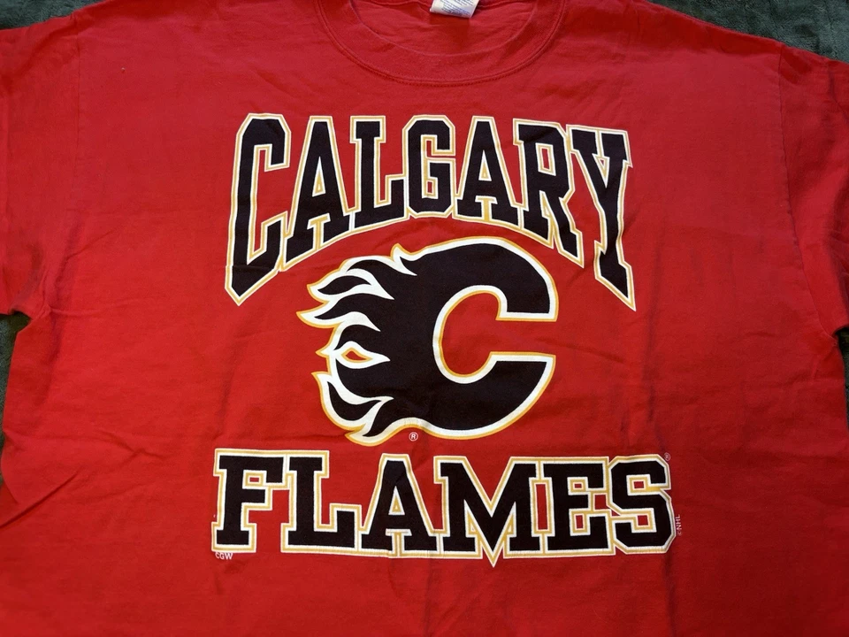 Camisa De Colección Calgary Flames Para Hombres XL Roja NHL Hockey Años 90 Gildan Big Spell Out Foto 2 de 4