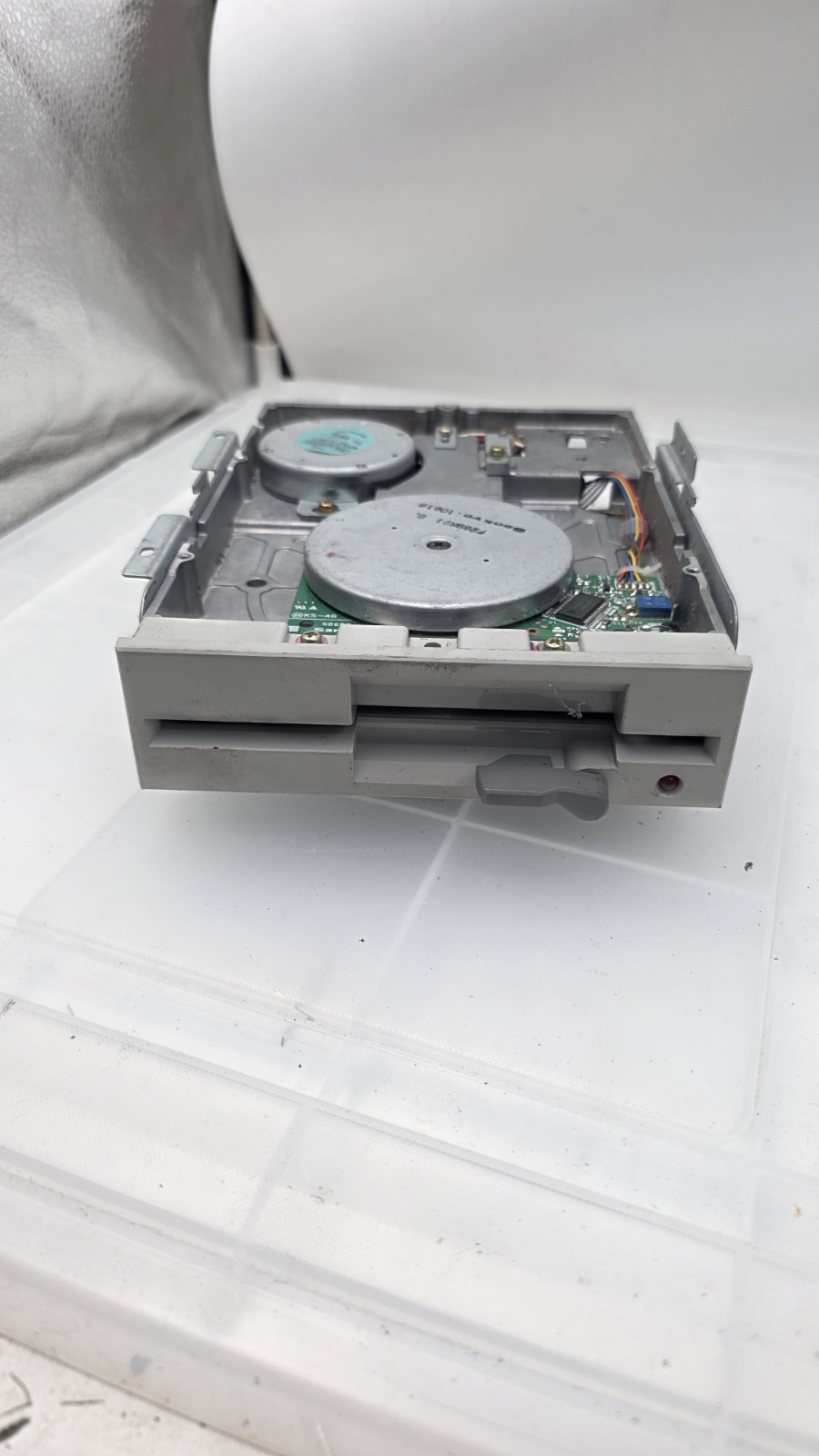 FZ-506 chinon floppy drive 5.25INCH 5.25 inch white Untested