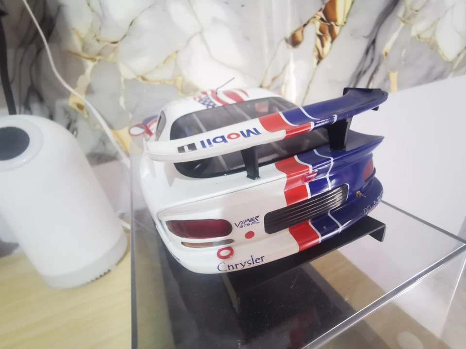 Didge Viper GTS-R 1,18 Autoart GT nr53 Winner Le Mans 98 - Immagine 2 di 4