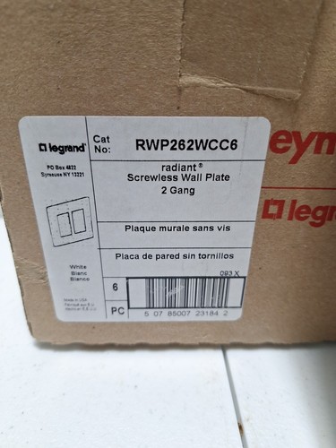 Scatola di 6 piastre da parete senza viti Legrand Radiant 2 bande 2 decorazioni a dondolo - Bianco - Foto 2 di 3