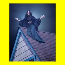 Aubrey Plaza - Agatha All Along #65614 - 8x10 Photo Printed at a Lab