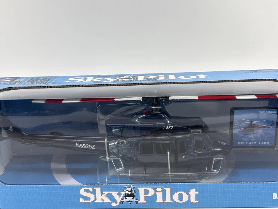 NewRay Sky Pilot Bell 412 LAPD Die-Cast Helicopter 1/48 Scale N5929Z - Image 3 of 4
