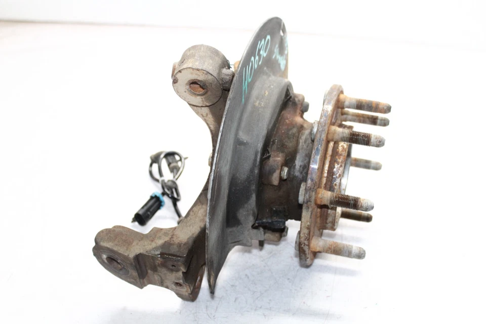 2001-2006 CHEVY SILVERADO GMC SIERRA FRONT RIGHT 8 LUG KNUCKLE SPINDLE 4WD H0630 - Image 4 of 4