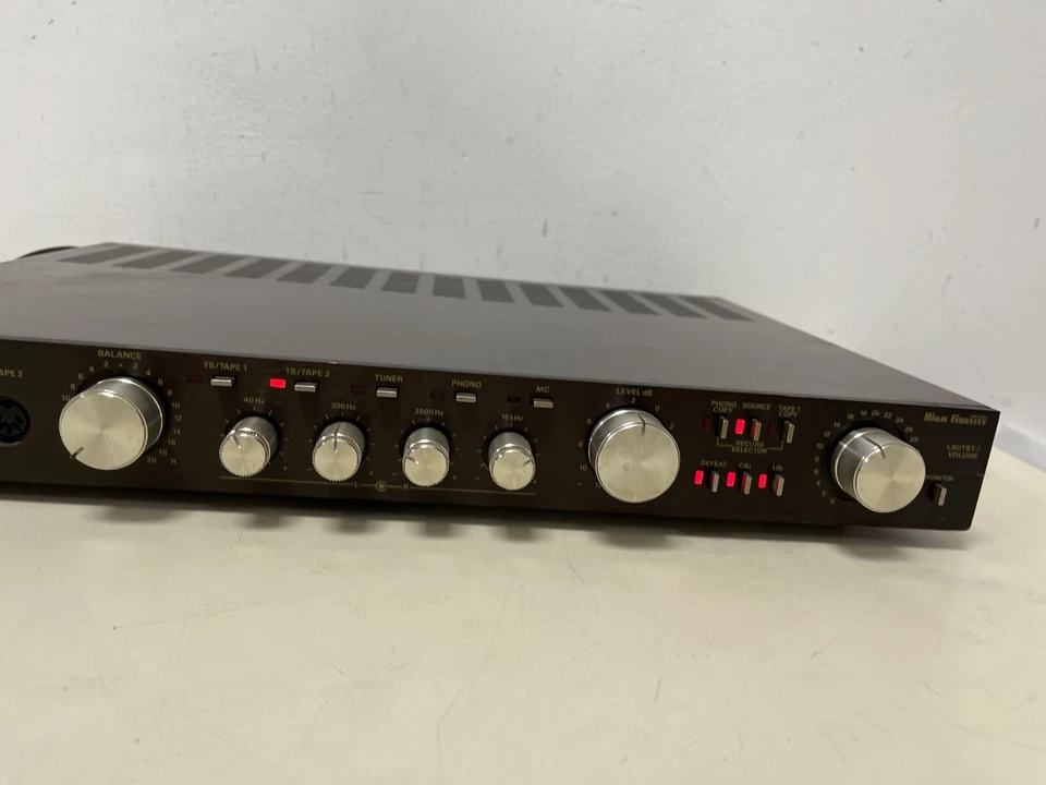 Grundig SXV6000 Vorverstärker braun - Bild 4 von 4