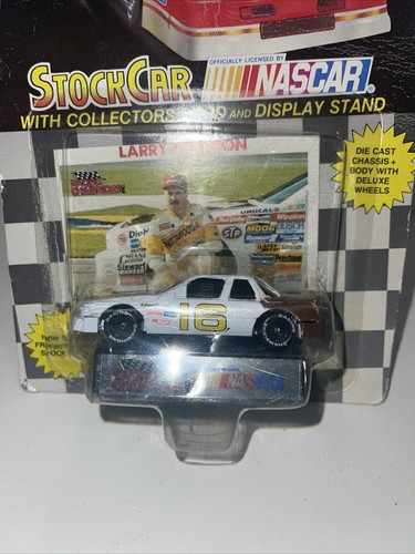 1992 NASCAR RACING CHAMPIONS #16 "Larry Pearson" (Petty Back) nuovo in confezione - Foto 2 di 3