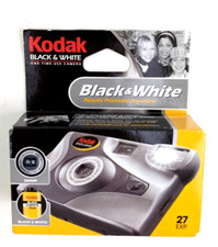 NEW Kodak Black White One Time Use Camera 400 ASA 27 Shots Expired 04/2005