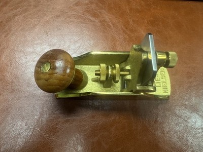 Lie-Nielsen Model #212 Bronze scrapping hand plane