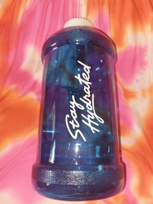 Holy Energy limitierte ausverkaufte blaue 2-Liter-Galone 'Stay Hydrated' neu 