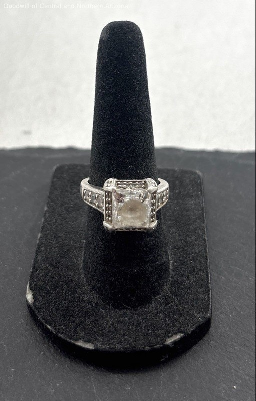 925 Sterling Silver Cocktail CZ 7.7mm Ring Size 6 6.3g