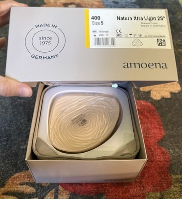 NIB Amoena Women's Natura Xtra Light 2S Light Ivory Size 5 Breast Form