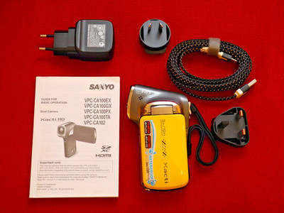 SANYO DMX-CA100 Xacti Electrics Full HD Digital Movie Camera Waterproof bis 3m