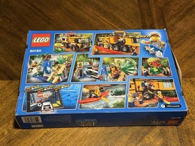 LEGO NEW City Jungle Mobile Lab 2017 60160 Building Kit 426 Pcs Playset Retired