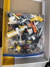 Lego Master Builder Academy - Space, Designer And Action Designer (set of 2)