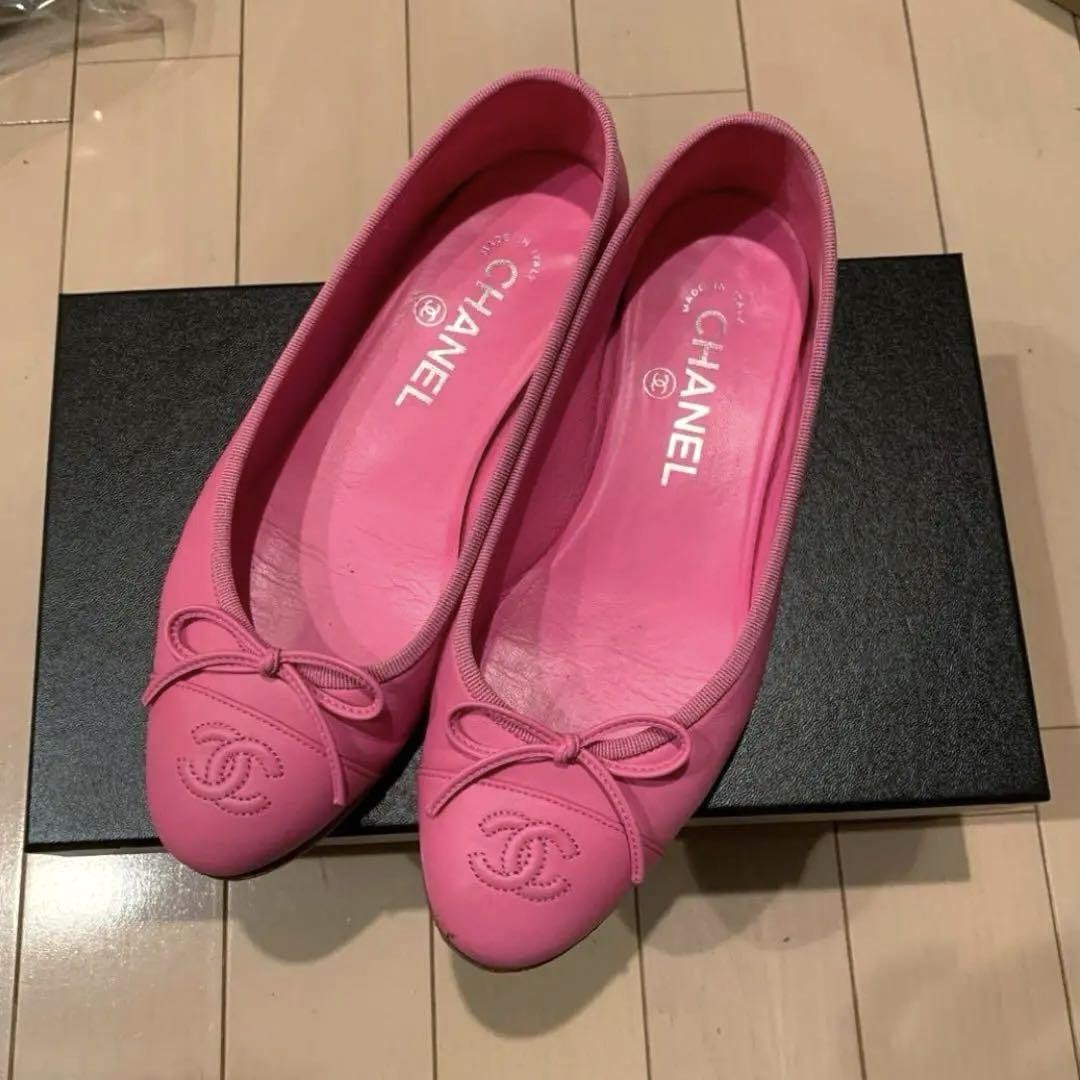 CHANEL ココマーク刺繍 フラットシューズ ラムスキン ダスティピンク 36 CHANEL ココマーク刺繍 フラットシューズ ラムスキン ダスティ