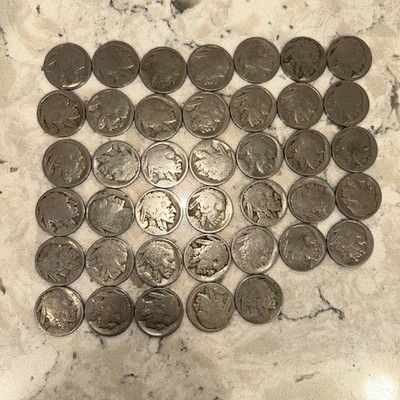 Lot Of Buffalo nickels - 40 coin roll - dateless or unclear dates
