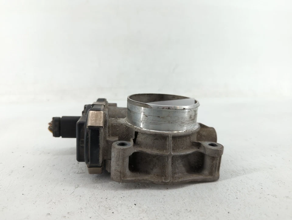 Chevrolet Equinox 2012-2015 carrocería del acelerador Hayiy Foto 3 de 4