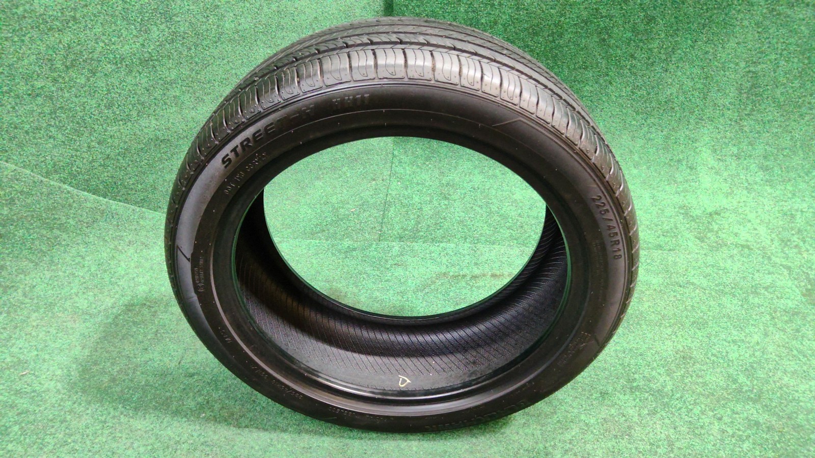 Tire Blackhawk Street-t 18' Whl 225/45-r18