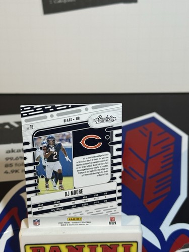 2024 Panini Absolute Dj Moore #16 Blue Parallel /50 - Picture 2 of 2