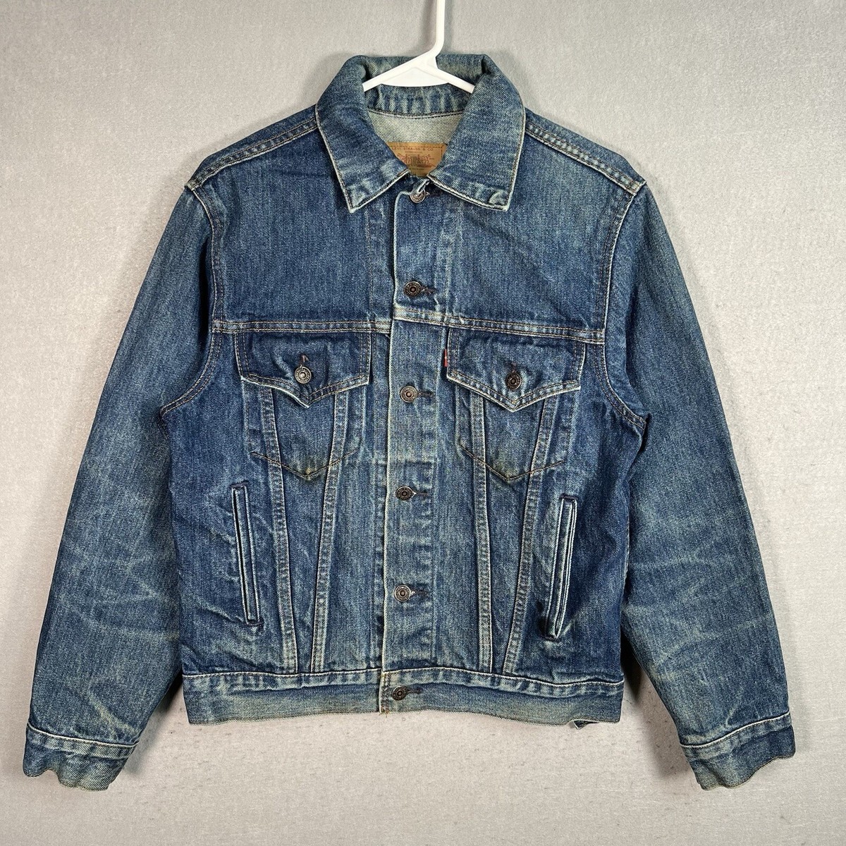 Vintage 80s Levis Strauss Denim Trucker Jacket Adult 38 Blue Wash