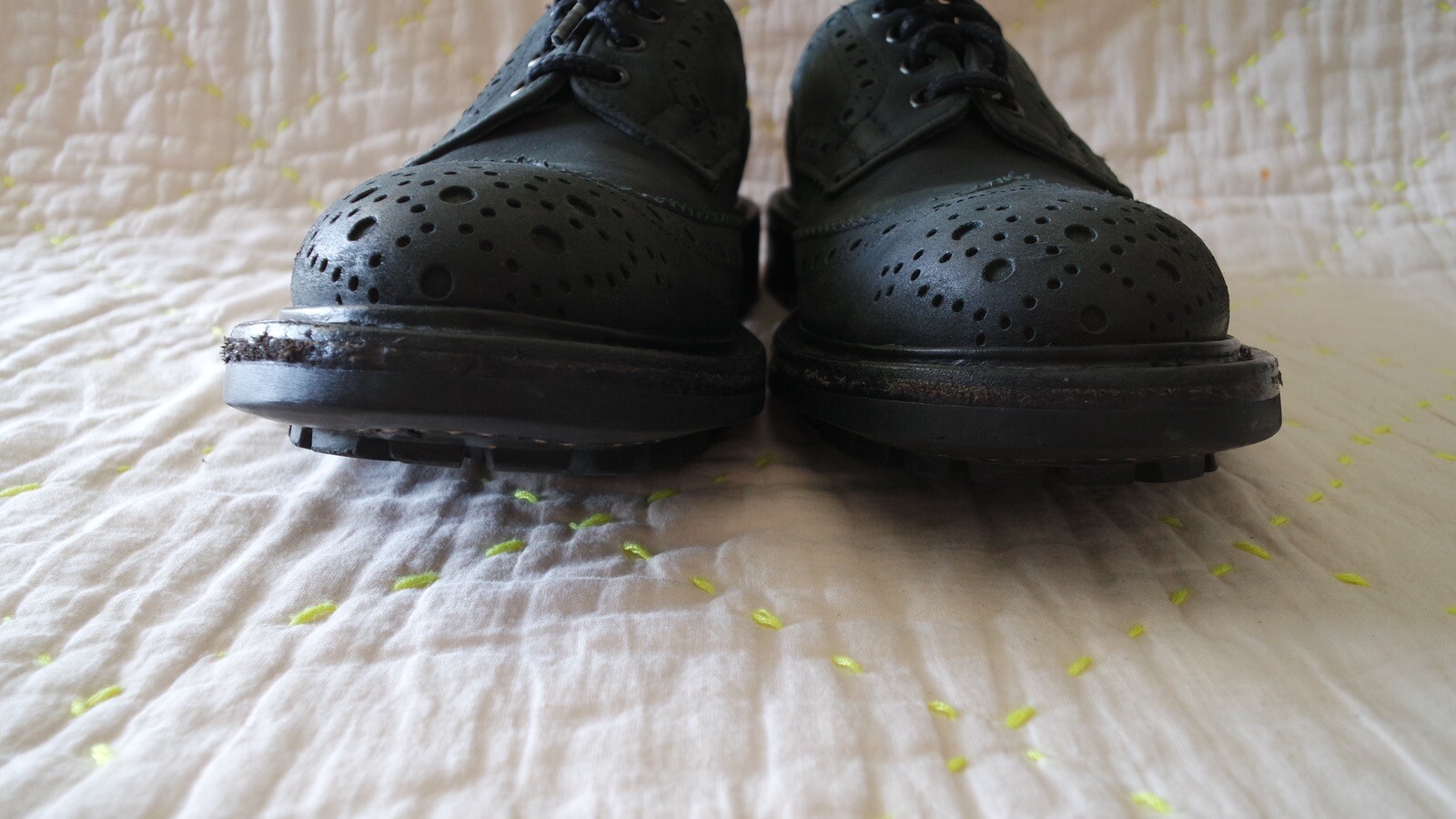 Trickers Bourton - image 3